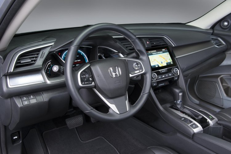 2016 Honda Civic Sedan dashboard unveiled