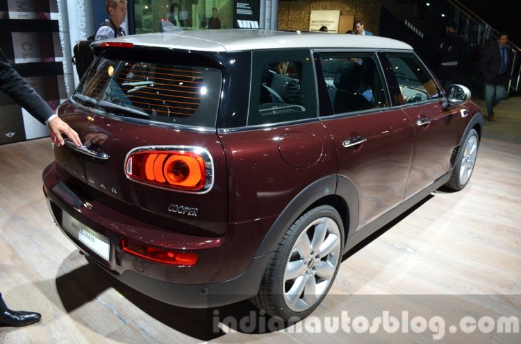 2016 Mini Clubman rear quarter at the IAA 2015
