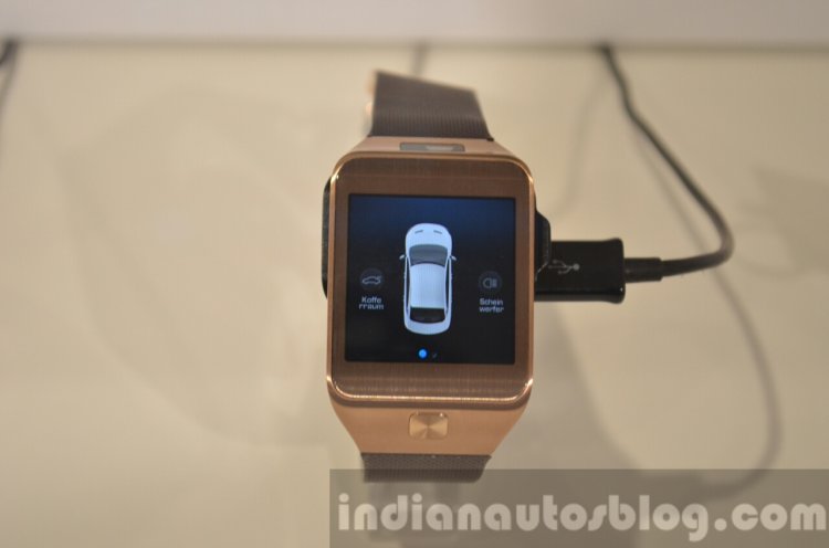 Hyundai wearable device