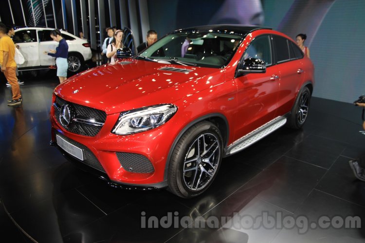 Mercedes-Benz GLE 450 AMG Coupe front quarter at the 2015 Chengdu Motor Show