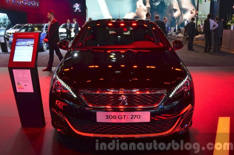 Peugeot 308 GTI front at IAA 2015