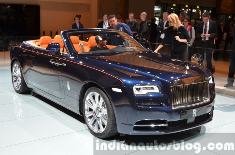 Rolls Royce Dawn front quarter at the 2015 IAA