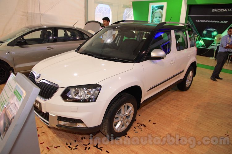 Skoda Yeti front three quarter left at Nepal Auto Show 2015