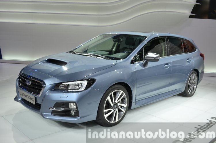 Subaru Levorg front three quarters right at IAA 2015