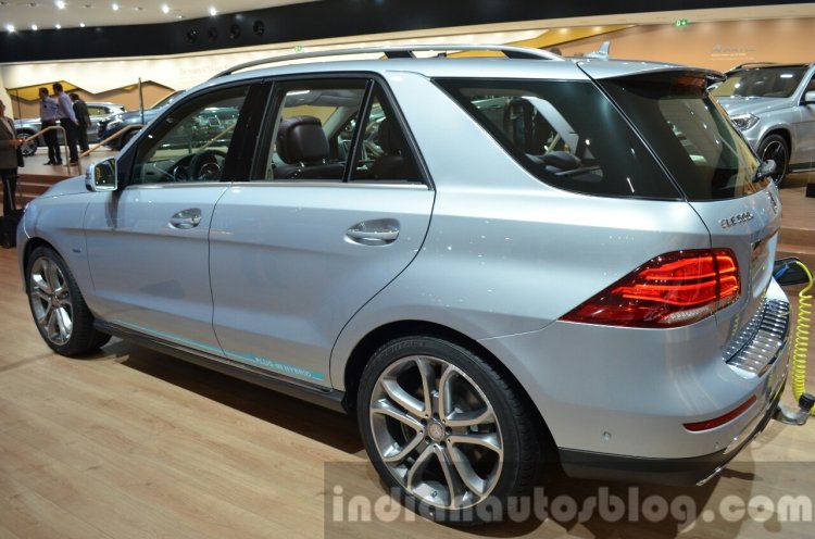 2015 Mercedes GLE rear three quarter at the IAA 2015