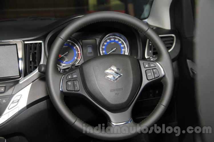 Suzuki Baleno steering at 2015 Tokyo Motor Show