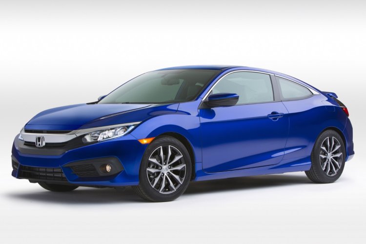 2016 Honda Civic Coupe front three quarter revealed