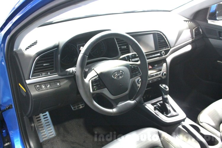 2016 Hyundai Elantra interior at 2015 Dubai Motor Show