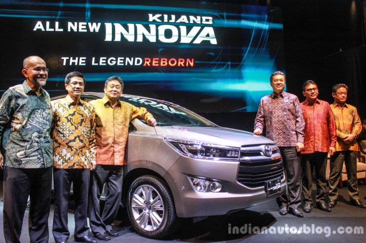 2016 Toyota Innova officials world premiere