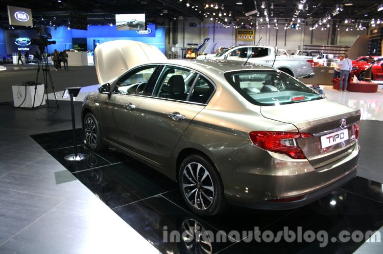 Fiat Tipo rear three quarter at the 2015 Dubai Motor Show