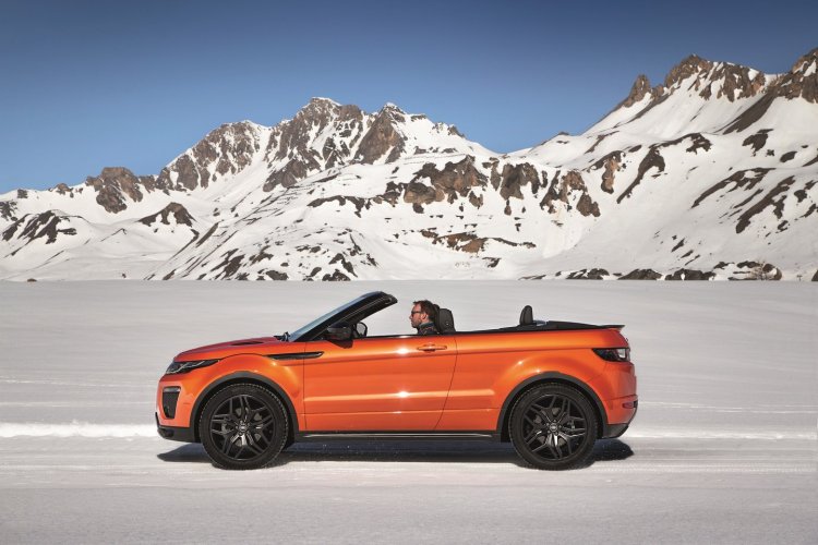 Range Rover Evoque Convertible side unveiled