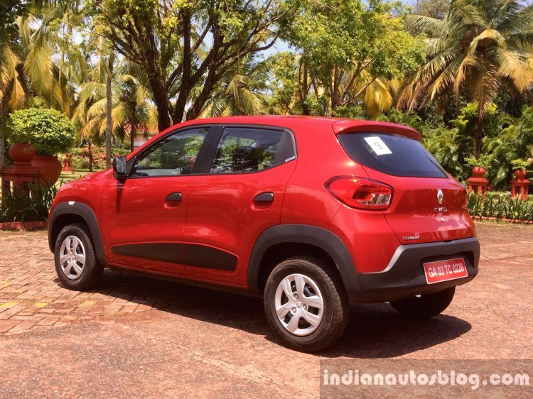 Renault Kwid rear three quarters left review
