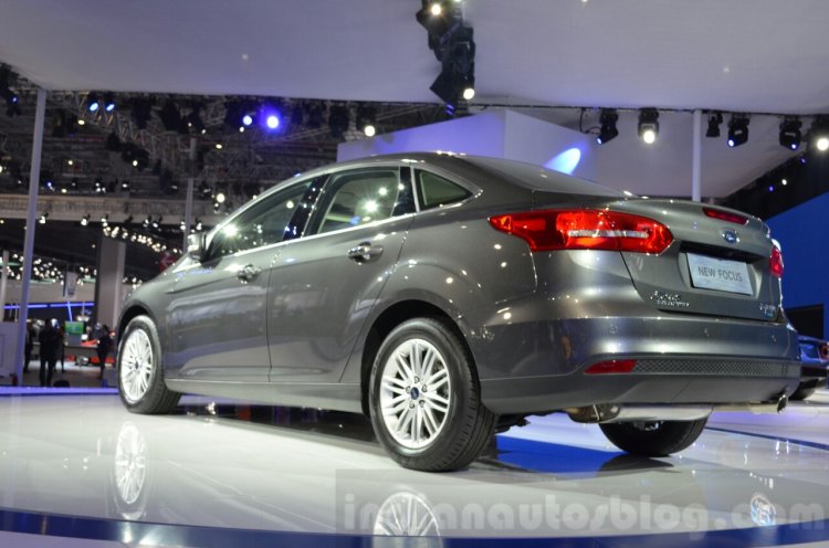 Ford Focus China-spec rear three quarters at 2015 Shanghai Auto Show