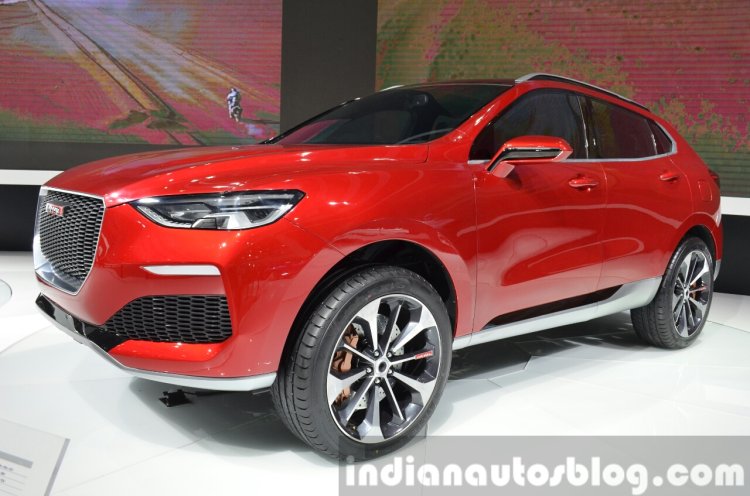 Haval Concept R front three quarters at 2015 Shanghai Auto Show