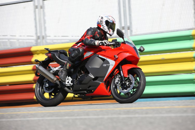 Hyosung GT250R red side