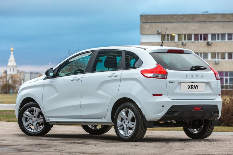 Lada XRAY rear three quarter press image