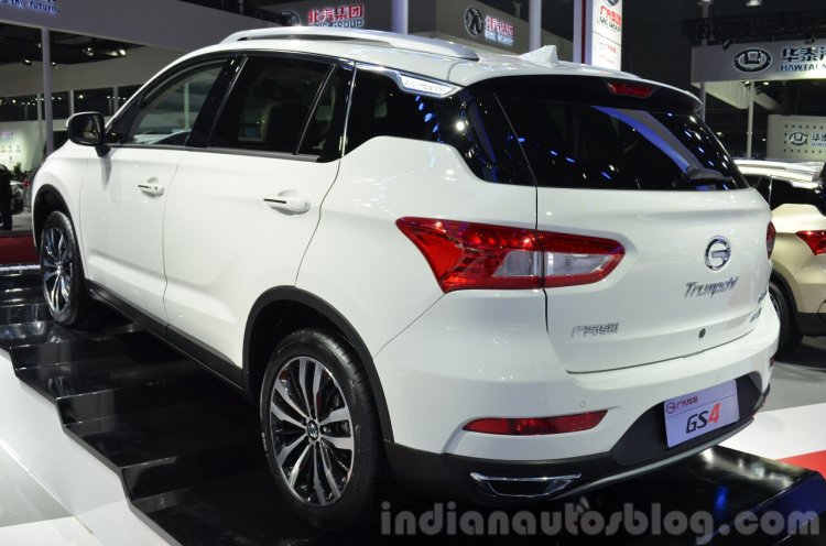 Trumpchi GS4 rear three quarters at the 2015 Shanghai Auto Show