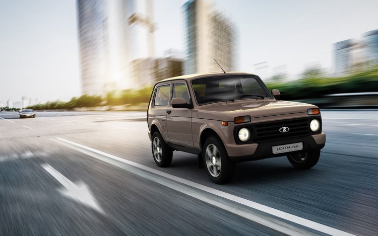 Lada 4X4 Urban front three quarters