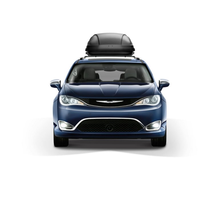 Mopar accessories roof box for Chrysler Pacifica revealed