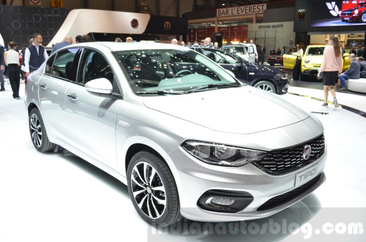 Fiat Tipo front three quarters at Geneva Motor Show 2016