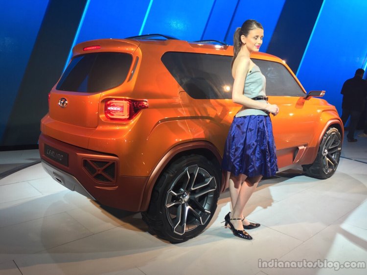 Hyundai Carlino rear three quarter left at the Auto Expo 2016