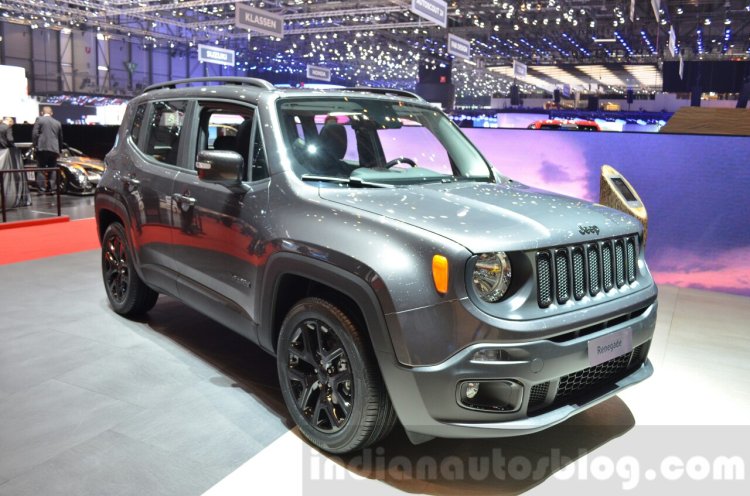 Jeep Renegade Dawn of Justice Special Edition front three quarter at the Geneva Motor Show Live