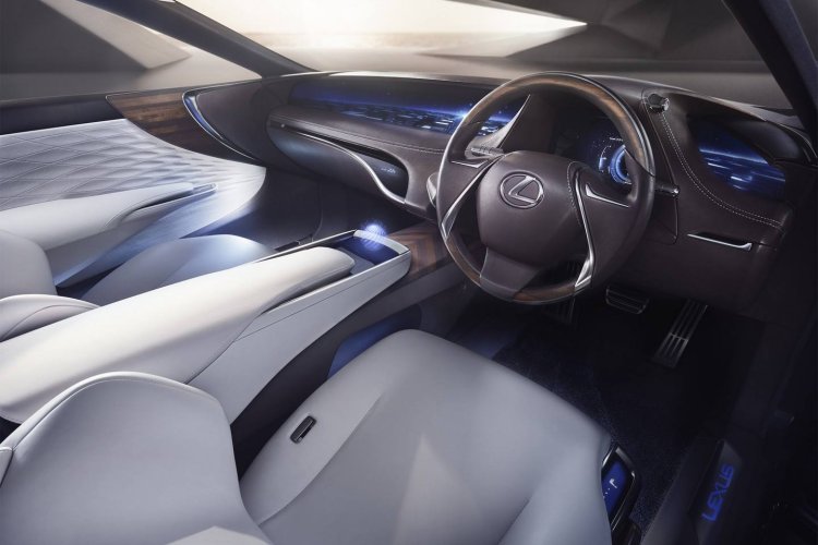 Lexus LF-FC Concept dashboard