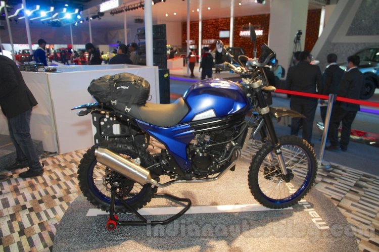 Mahindra Mojo Adventure Concept off-road at Auto Expo 2016