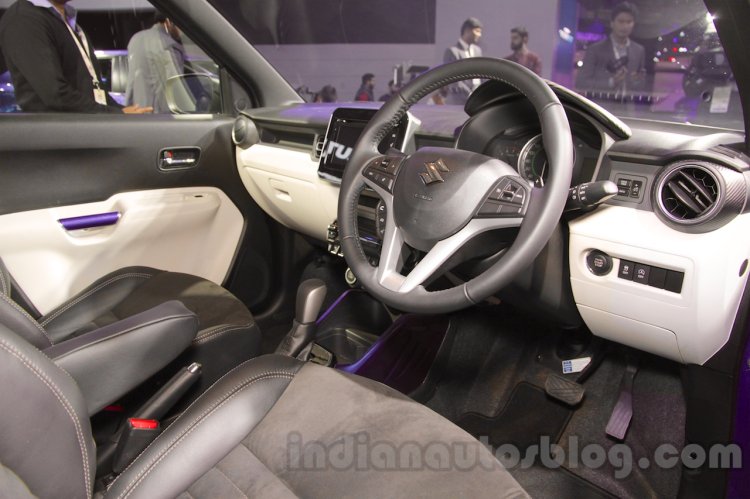 Maruti Ignis interior image at the Auto Expo 2016