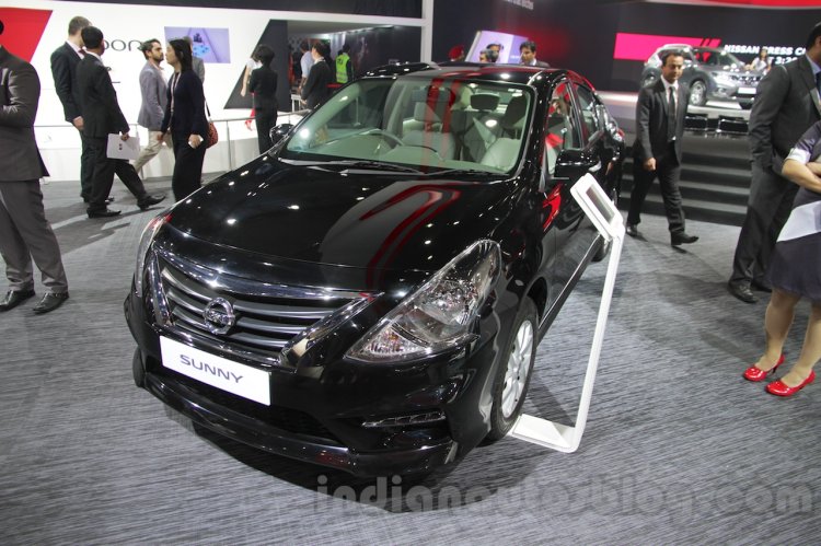 Nissan Sunny Sportech at 2016 Auto Expo