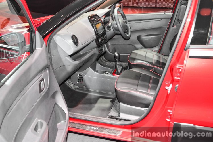 Renault Kwid custom interior at Auto Expo 2016