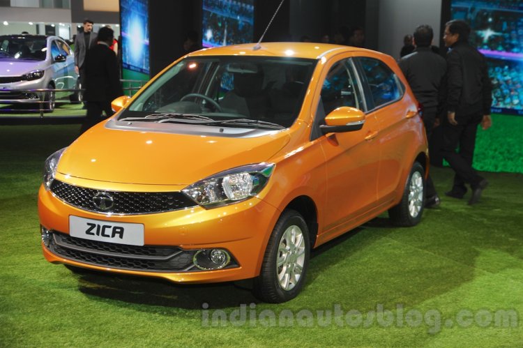 Tata Zica front right three quarter at Auto Expo 2016
