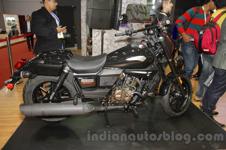 UM Renegade Sport S side