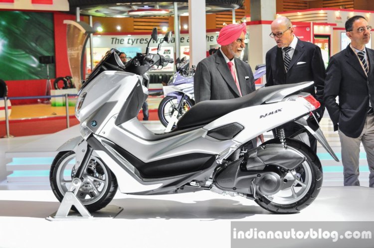 Yamaha NMax white side at Auto Expo 2016