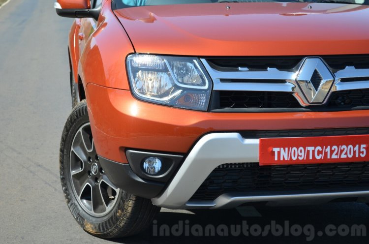 2016 Renault Duster facelift AMT front bumper Review