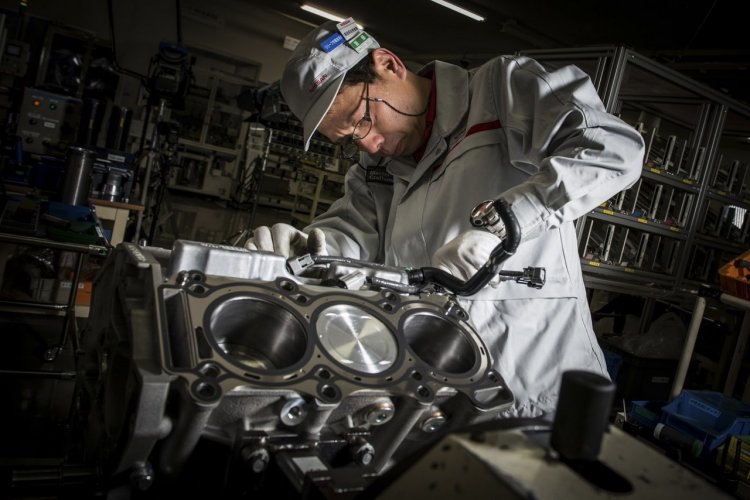 2017 Nissan GT-R VR38DETT engine