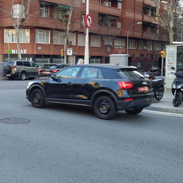 Audi Q2 uncamouflaged spy shot