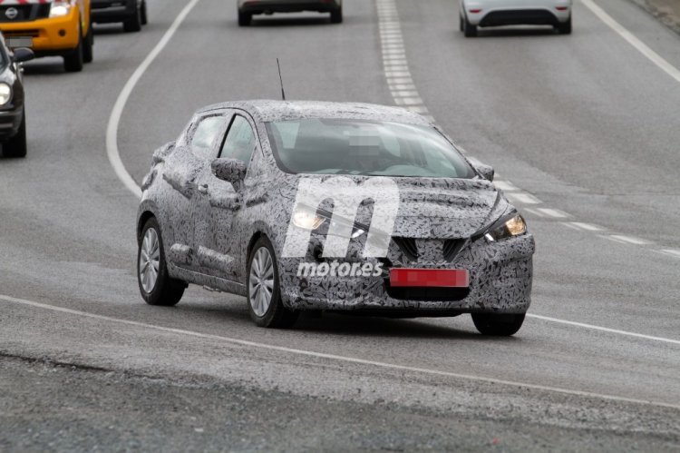 CMF-based next gen Nissan Micra front spotted