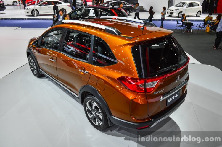 Honda BR-V rear quarters at the 2016 BIMS