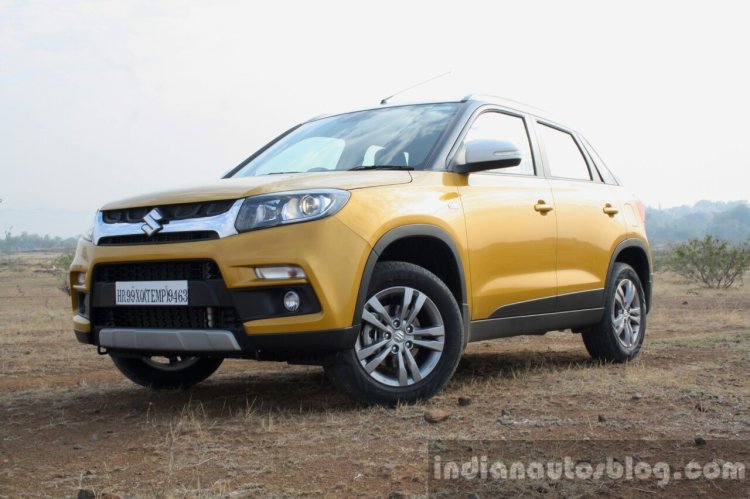Maruti Vitara Brezza front quarter low First Drive Review