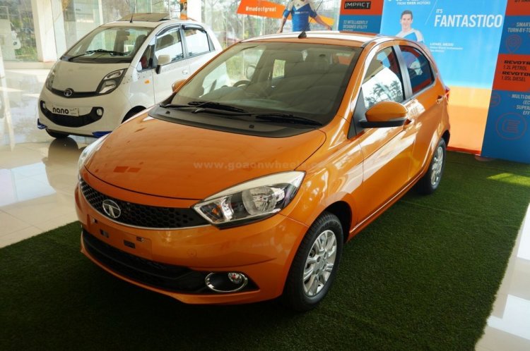 Tata Tiago front three quarter on display at a Goan dealership