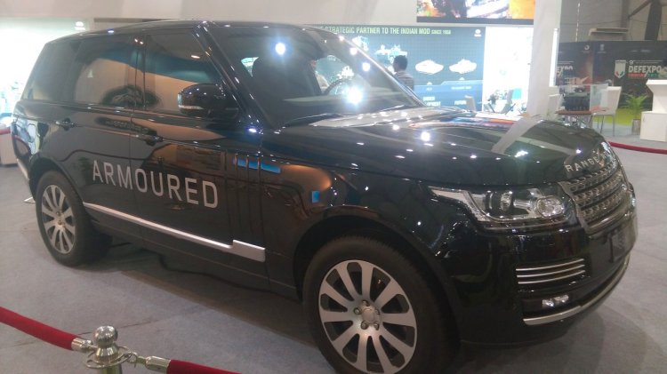 Armoured Range Rover Sentinel in India at DefExpo 2016