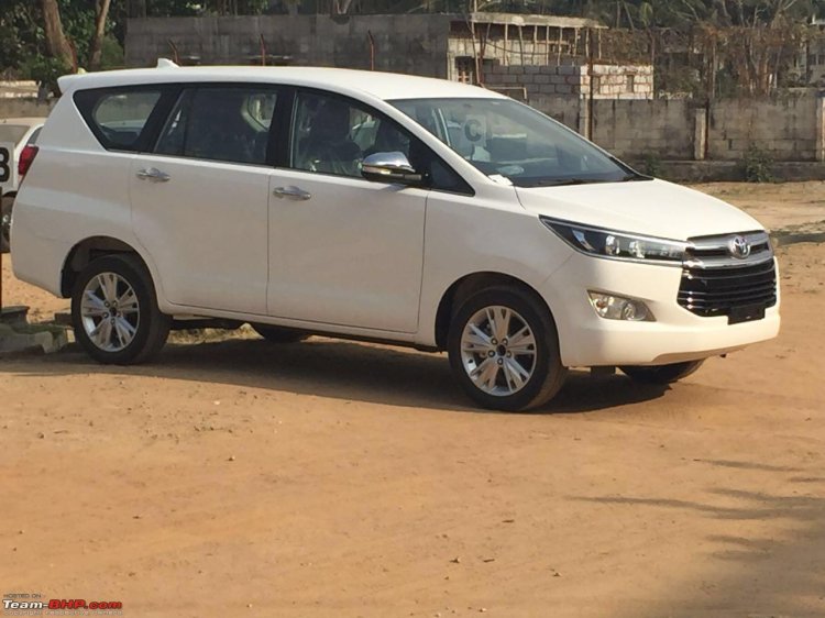 Fleet of Toyota Innova Crysta front three quarter spied at dealer stockyard