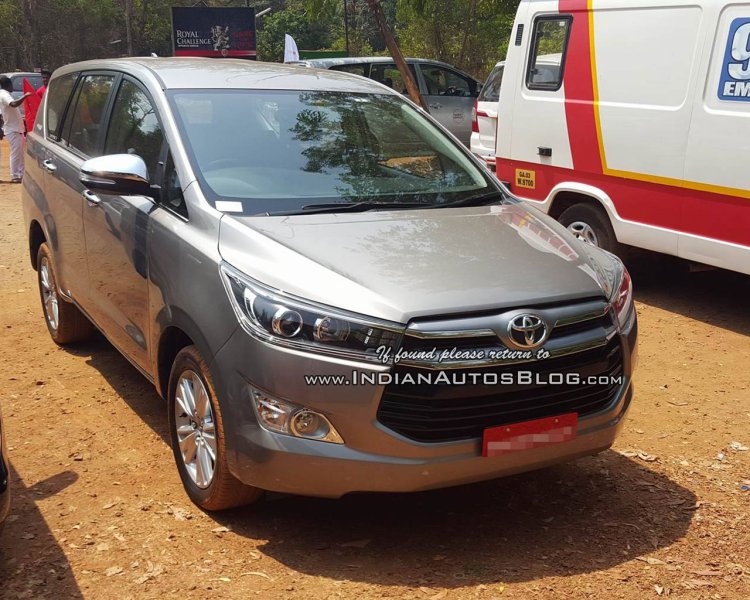 Toyota Innova Crysta front quarter spied ahead of launch