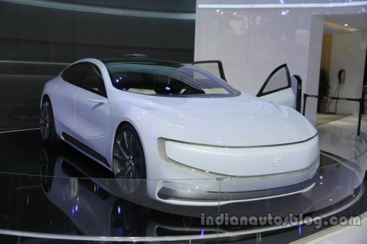 LeEco LeSEE front three quarters right side at Auto China 2016