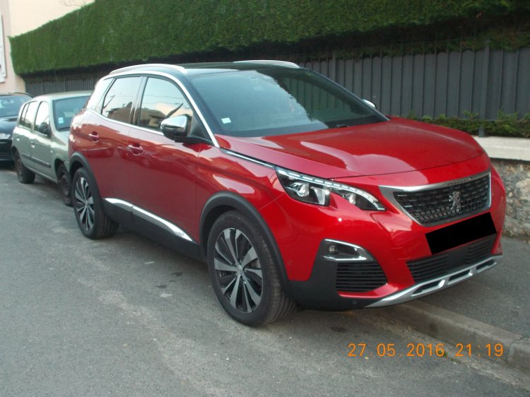 Peugeot 3008 spotted in the wild post unveil