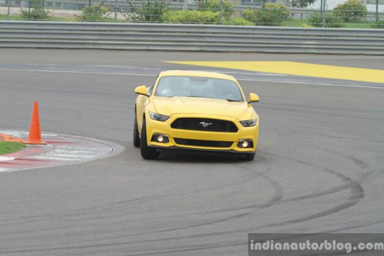 2016 Ford Mustang GT in India cornering First Drive Review