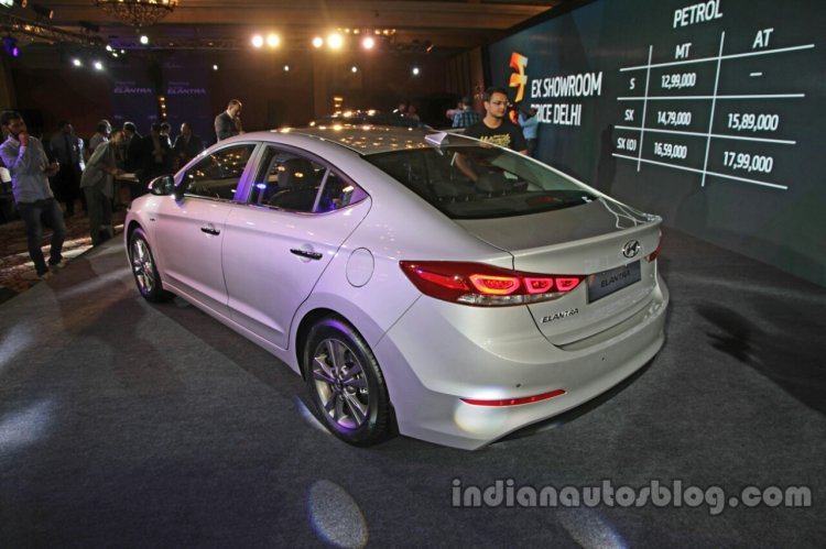 2016 Hyundai Elantra rear quarter launched in India