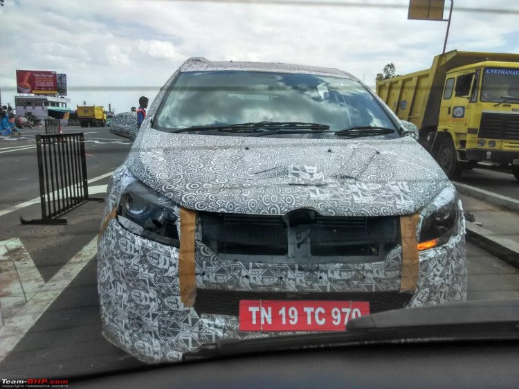 Mahindra MPV shows its front fascia in new spyshots