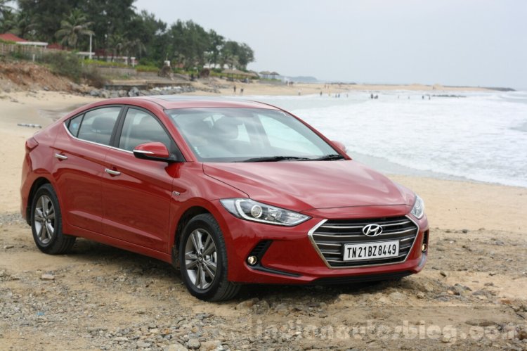 2016-hyundai-elantra-front-three-quarter-review